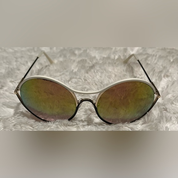 Balmain BL2520B CO4 White, Gold Round Metal Brown Gradient Sunglasses (#905) - Picture 2 of 5